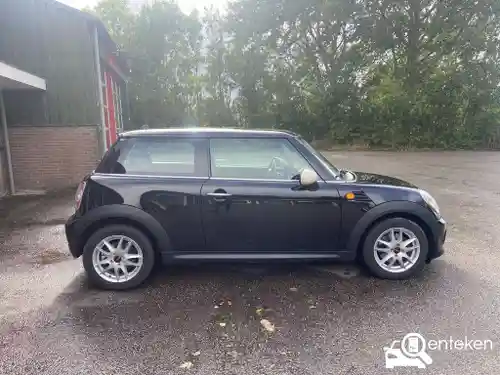 MINI  One malist 2013