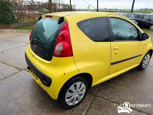 Peugeot 107 1.0 70 2006