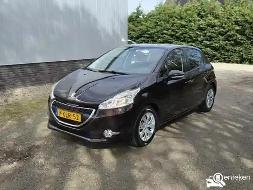 Peugeot 208 1.2 PureTech 82 2013