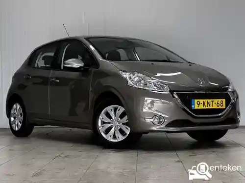 Peugeot 208 1.2 PureTech 82 2013