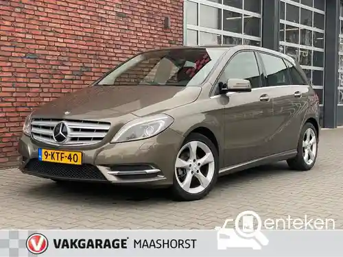 Mercedes-Benz B 180 2013