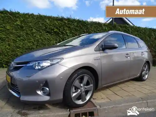 Toyota Auris Touring Sports 1.8 Hybrid 2013
