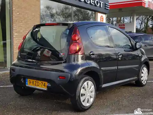 Peugeot 107 1.0 68 2013