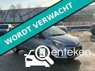Toyota Yaris 1.5 Hybrid 2013