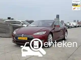 Tesla Model S 85 2013