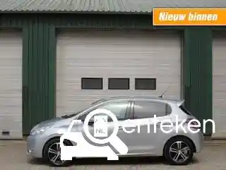 Peugeot 208 1.2 PureTech 82 2013