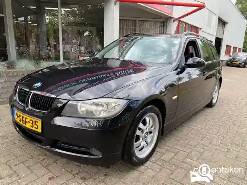 BMW 320i Touring 2005
