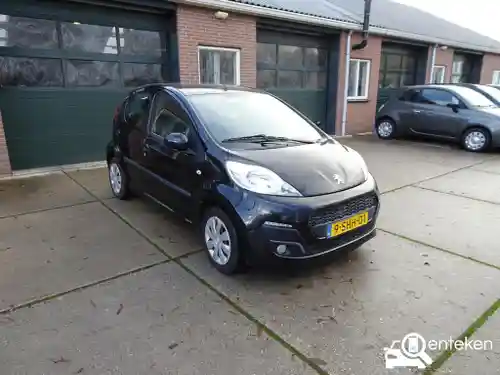 Peugeot 107 1.0 68 2013