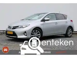 Toyota Auris 1.8 Hybrid 2013