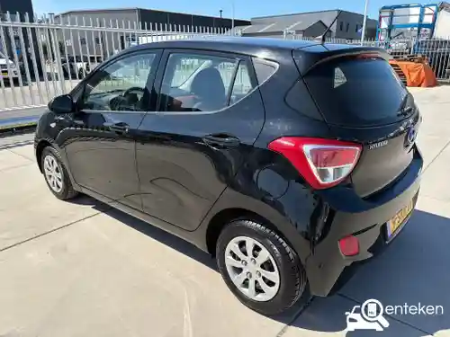 Hyundai i10 1.0 blue 2013