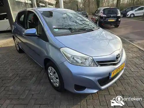 Toyota Yaris 1.0 2013