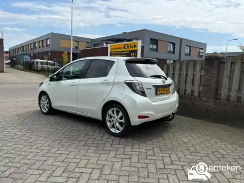 Toyota Yaris 1.5 Hybrid 2013
