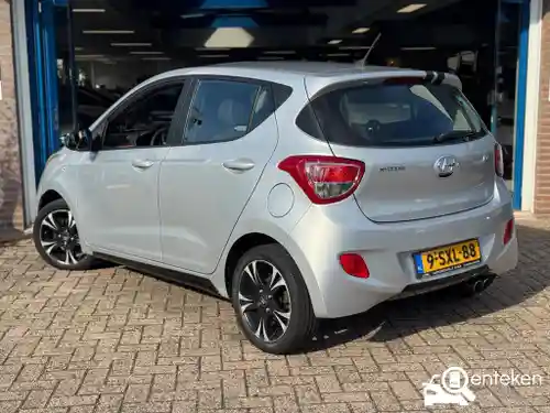 Hyundai i10 1.0 blue 2014