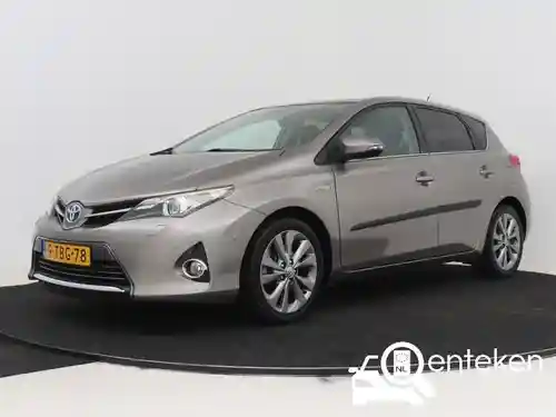 Toyota Auris 1.8 Hybrid 2014