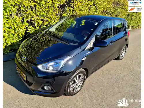 Hyundai i10 1.0 blue 2014