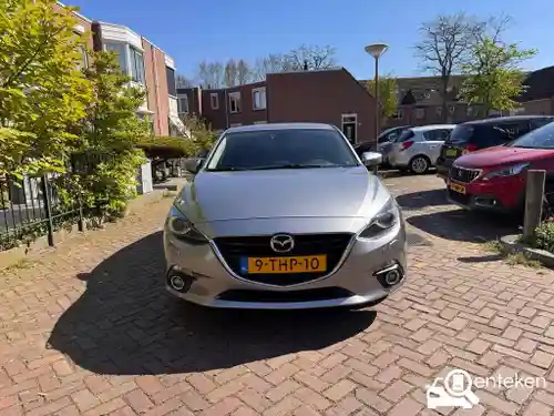 Mazda 3 SKYACTIV-G 120 2014