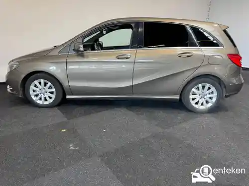 Mercedes-Benz B 180 2014
