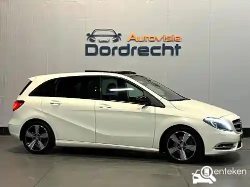 Mercedes-Benz B 180 2014