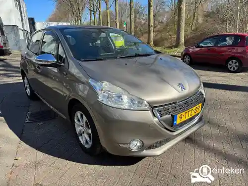 Peugeot 208 1.2 PureTech 82 2014