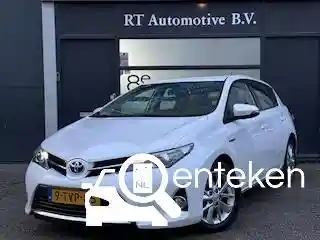 Toyota Auris 1.8 Hybrid 2014