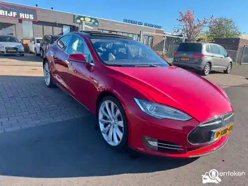 Tesla Model S 85 2014