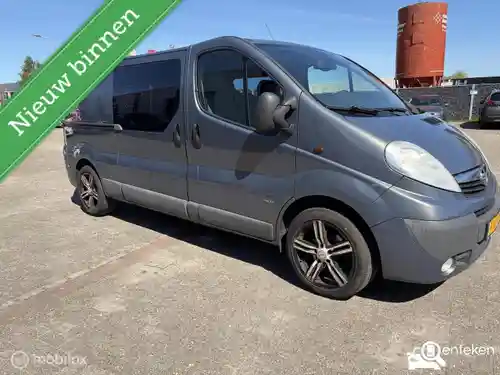 Opel Vivaro 2,9t 2.0 CDTI ecoFlex 2011