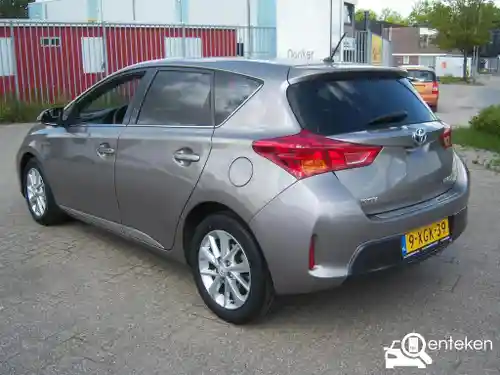 Toyota Auris 1.8 Hybrid 2014