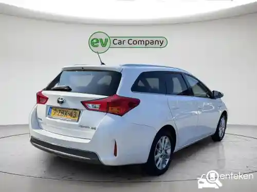 Toyota Auris Touring Sports 1.8 Hybrid 2014