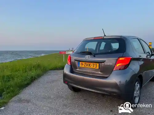Toyota Yaris 1.5 Hybrid 2015