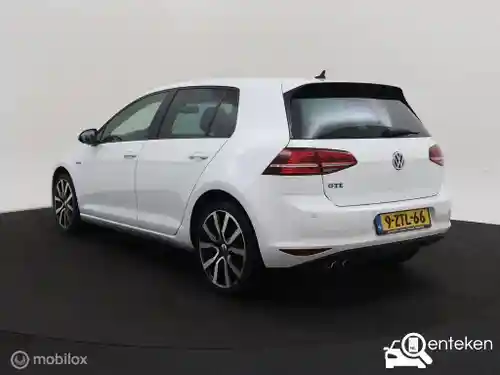 VW Golf GTE 2015
