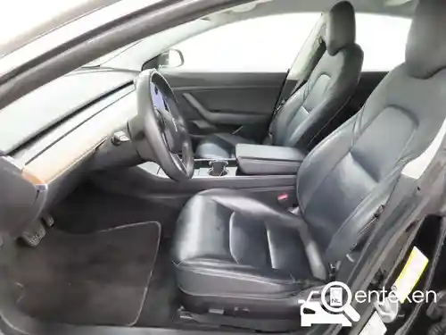 Tesla Model 3 Standard Range Plus 2019