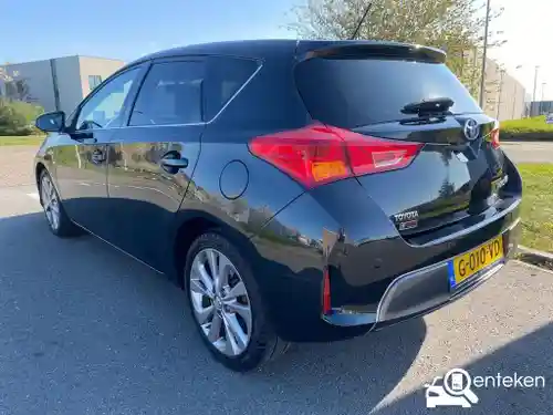 Toyota Auris 1.8 Hybrid 2014