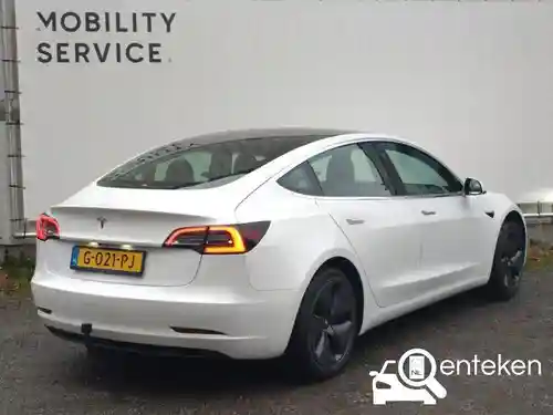 Tesla Model 3 Standard Range Plus 2019