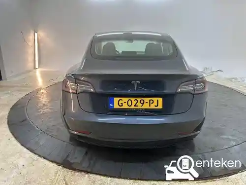 Tesla Model 3 Standard Range Plus 2019
