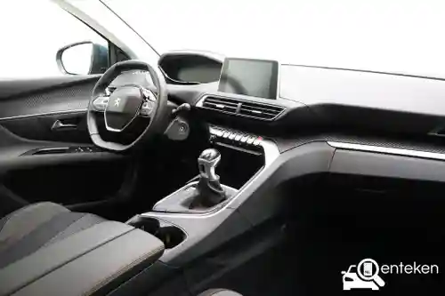 Peugeot 5008 1.2 PureTech 130 2020