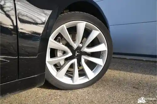 Tesla Model 3 Performance 2019