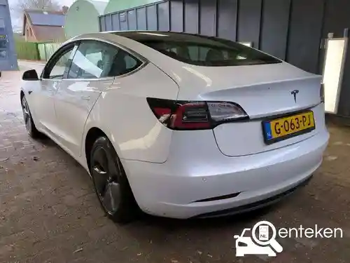 Tesla Model 3 Standard Range Plus 2019