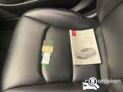 Tesla Model 3 Standard Range Plus 2019