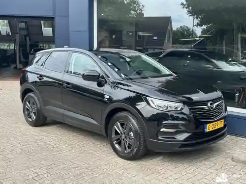 Opel Grandland X 1.2 DI Turbo 2019
