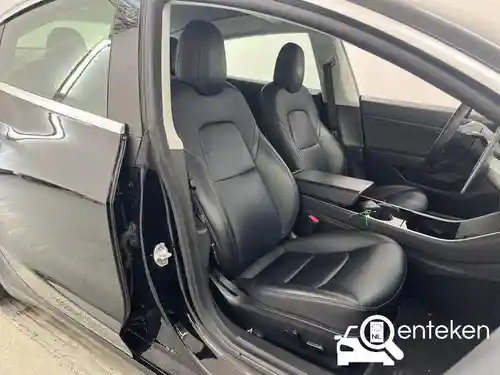 Tesla Model 3 Standard Range Plus 2019