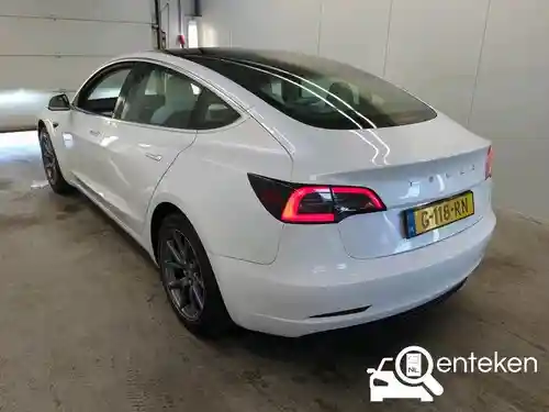 Tesla Model 3 Standard Range Plus 2019