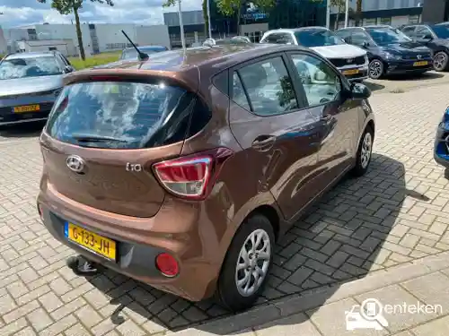 Hyundai i10 1.0 blue 2019