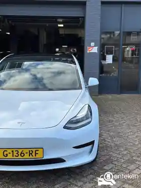 Tesla Model 3 Standard Range Plus 2019