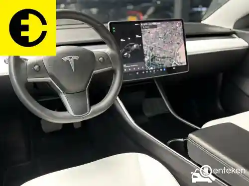 Tesla Model 3 Standard Range Plus 2019