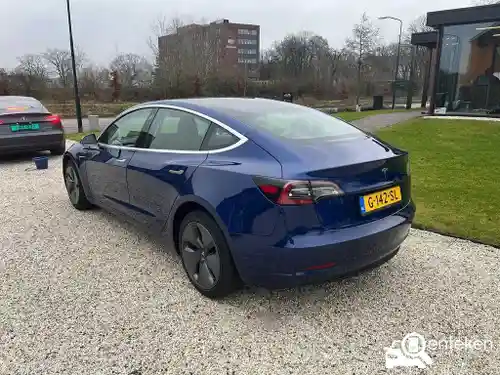 Tesla Model 3 Standard Range Plus 2019