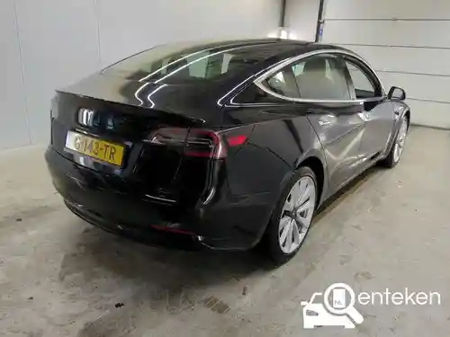 Tesla Model 3 Standard Range Plus 2019