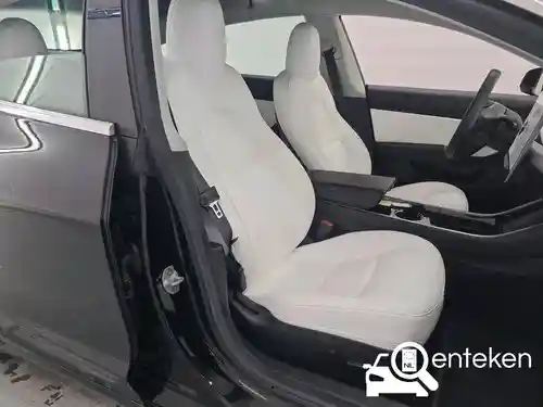 Tesla Model 3 Performance 2019