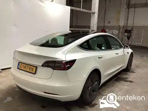 Tesla Model 3 Standard Range Plus 2019