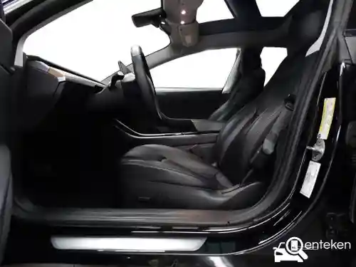 Tesla Model 3 Standard Range Plus 2019