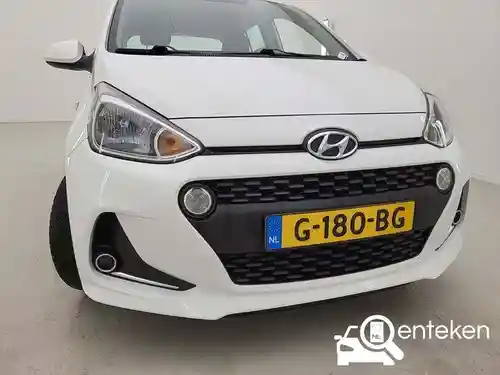 Hyundai i10 1.0 blue 2019